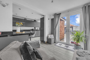 Photo 27- click for photo gallery